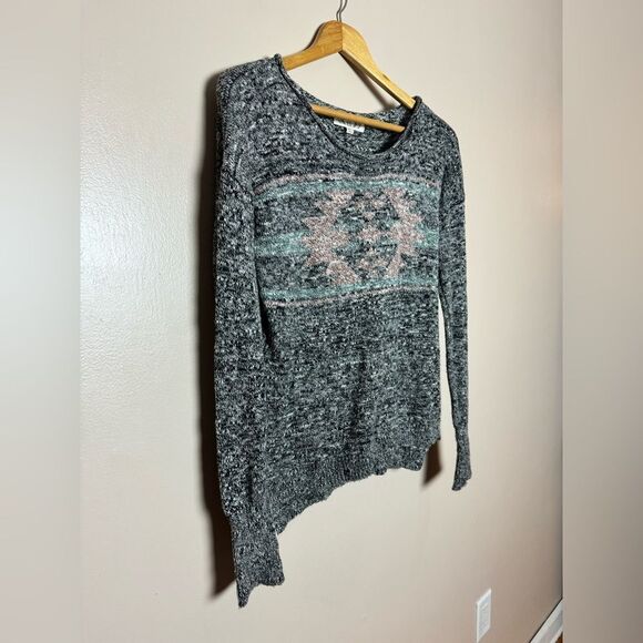 SALE! Gray Pink Rose Knit Sweater Size M EUC - Picture 3 of 5